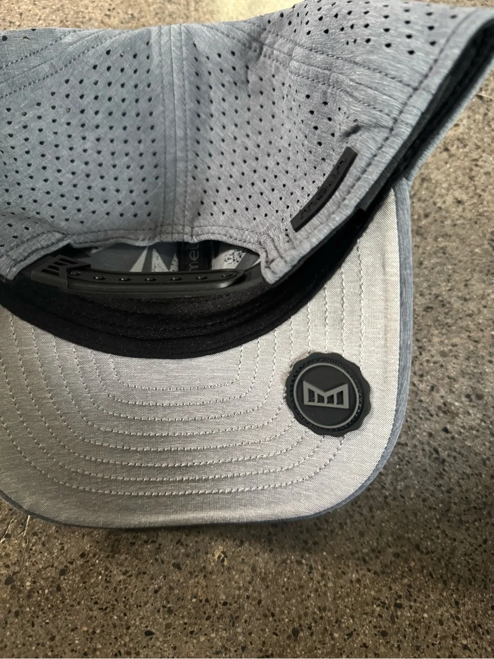 Melin A Game Hydro in Charcoal Small